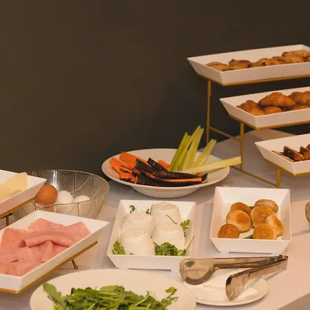 Marcellino Boutique Living 호텔 *